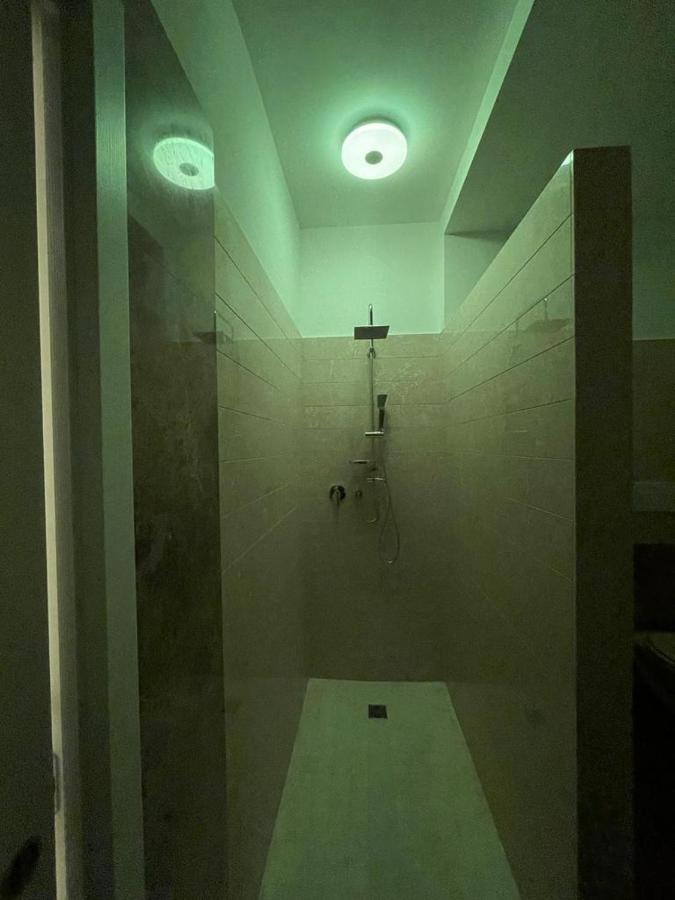 Suite 55 In Centro Trani Luaran gambar