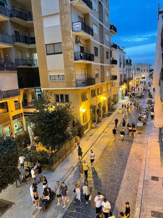 Suite 55 In Centro Trani Luaran gambar