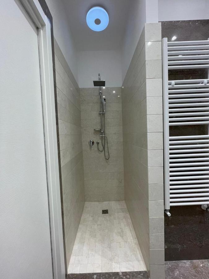 Suite 55 In Centro Trani Luaran gambar