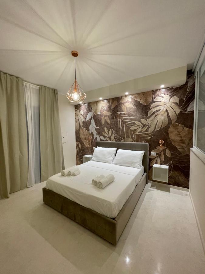 Suite 55 In Centro Trani Luaran gambar