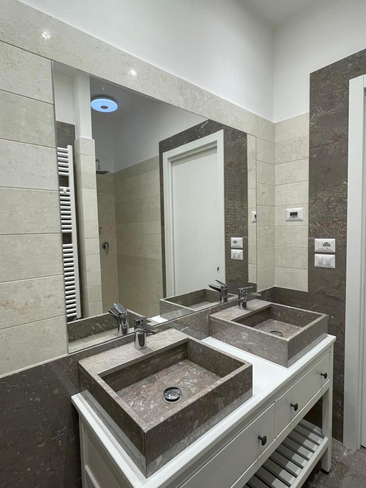Suite 55 In Centro Trani Luaran gambar