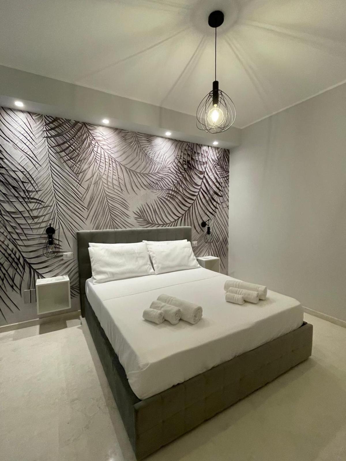 Suite 55 In Centro Trani Luaran gambar